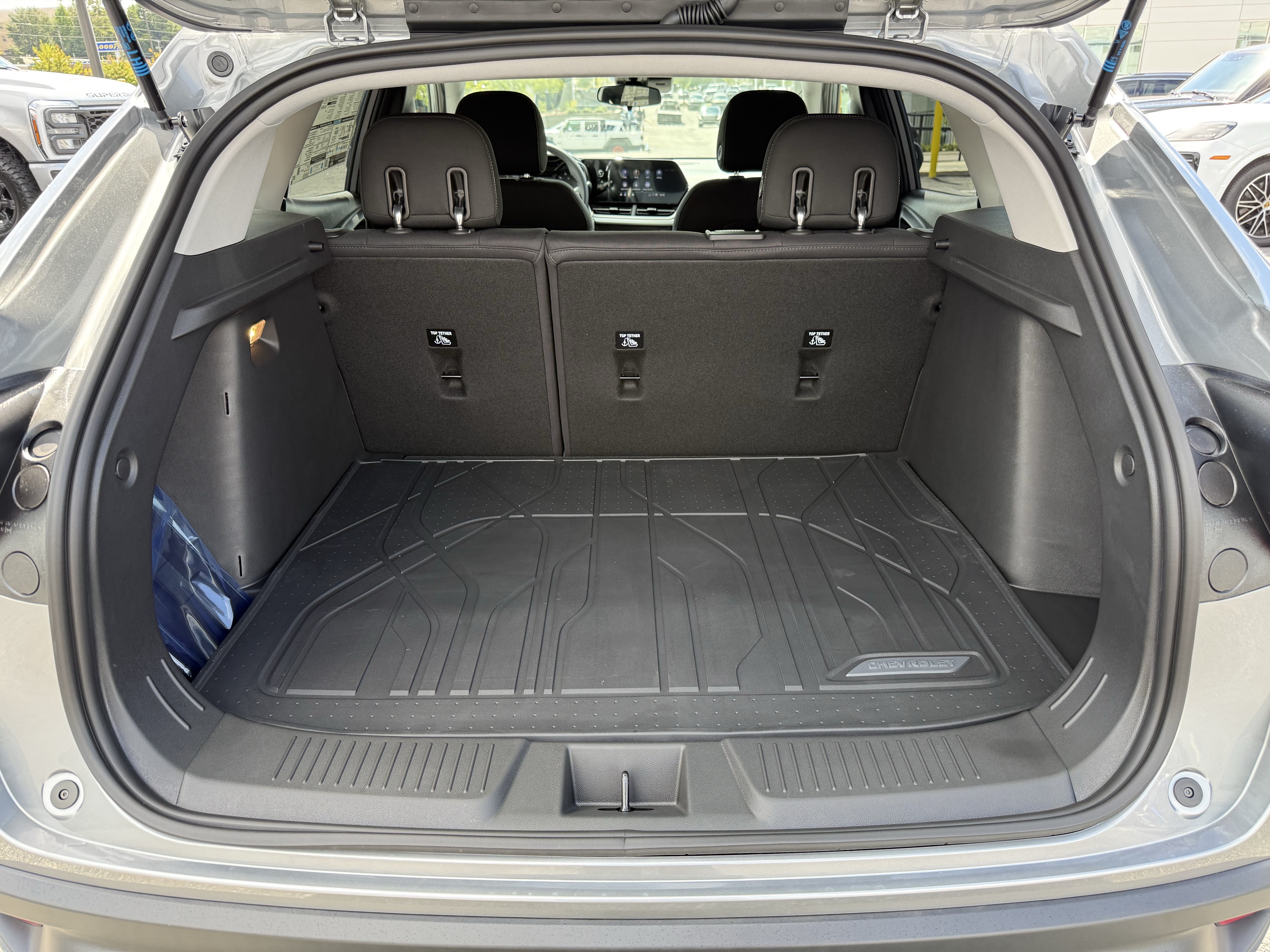 New 2026 Chevrolet Trax LS w/ LS Convenience Package FWD image 32