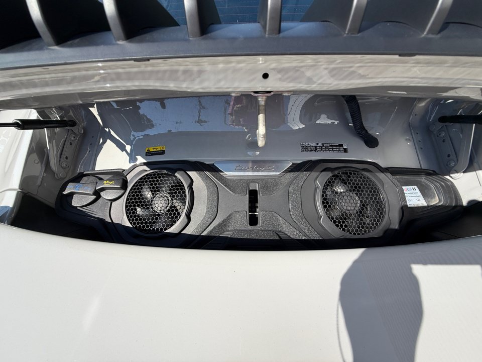Certified 2022 Porsche 911 Turbo AWD/4WD image 17