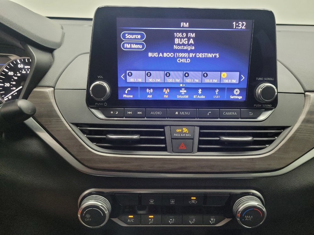 Used 2024 Nissan Altima 2.5 SV image 25