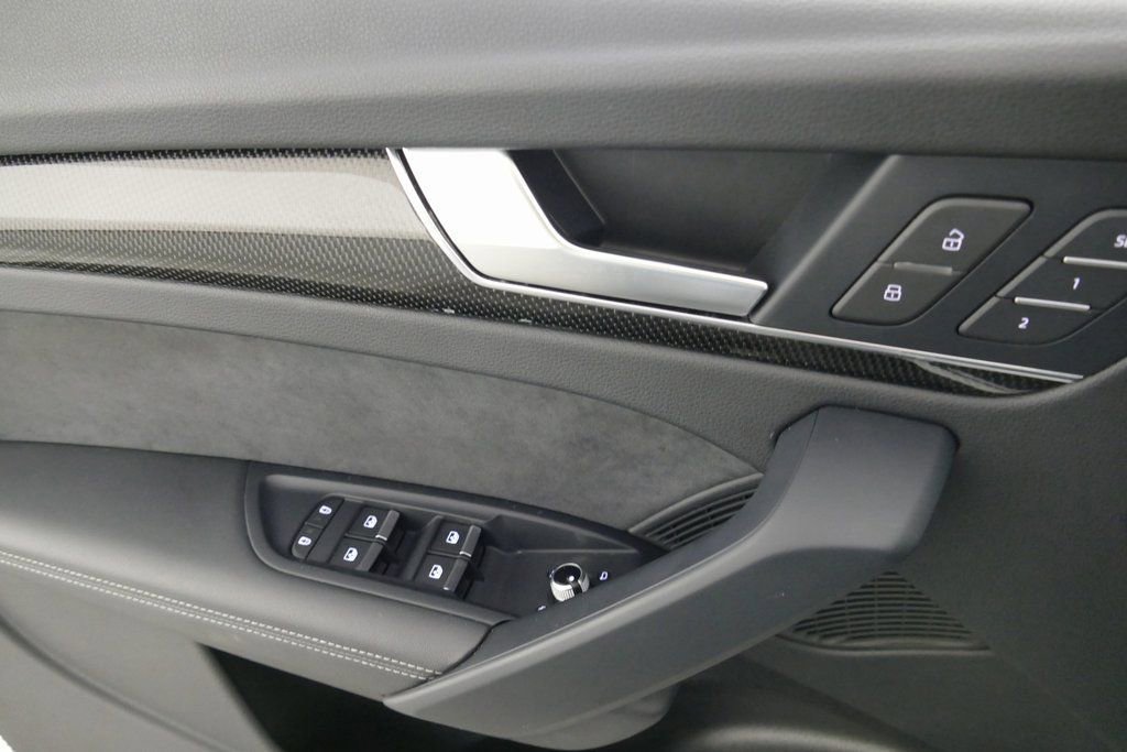 Used 2023 Audi SQ5 Premium Plus image 11