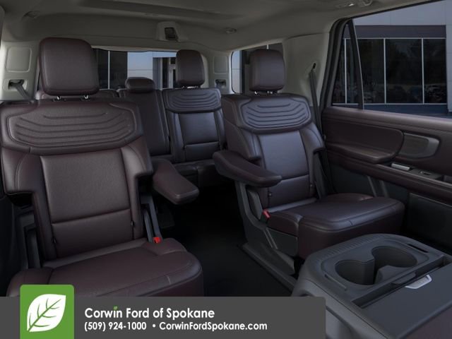 New 2026 Ford Expedition Platinum w/ Platinum Ultimate Package AWD/4WD image 11