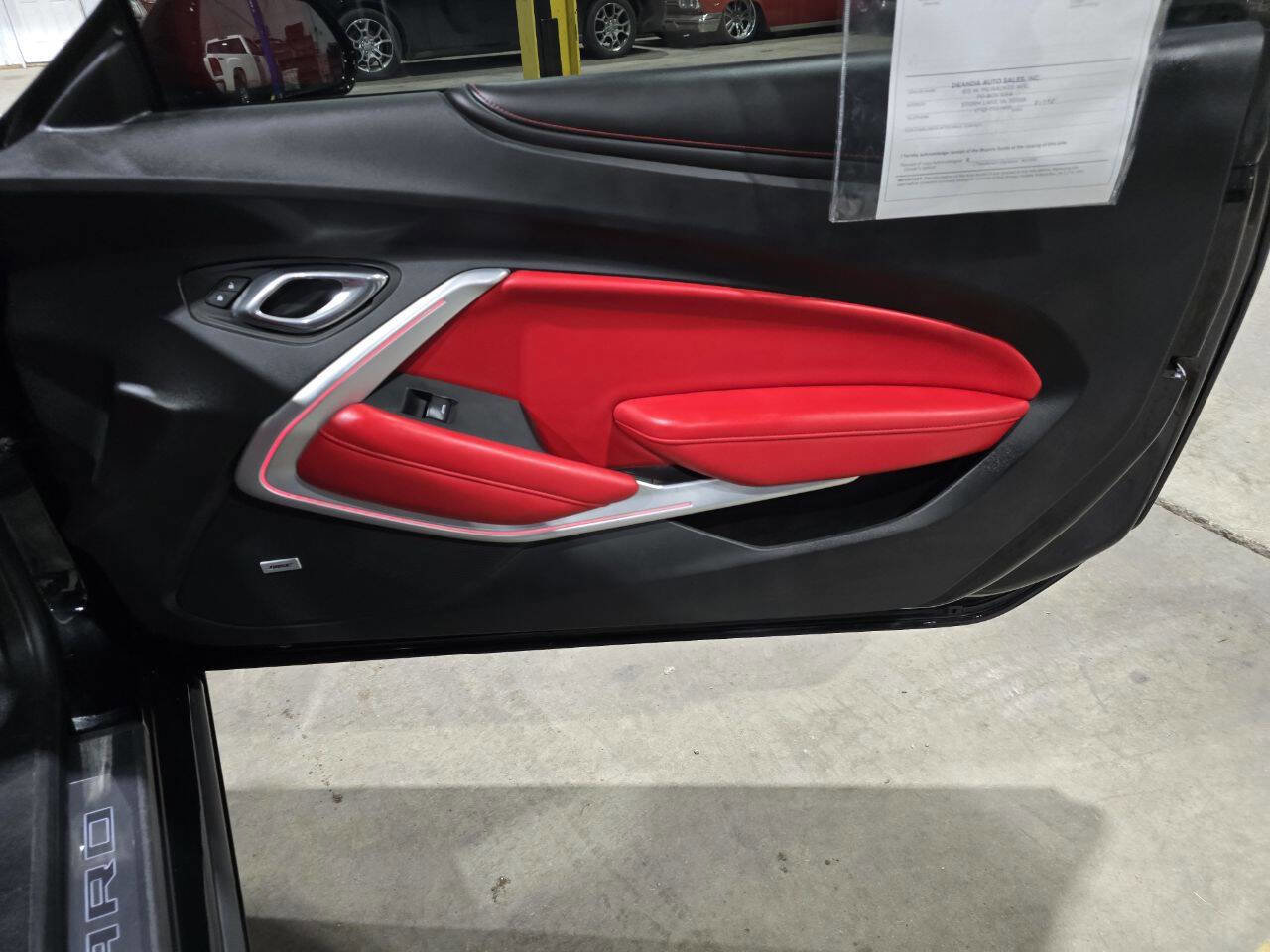 Used 2017 Chevrolet Camaro SS image 31