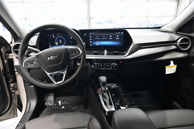 New 2026 Chevrolet Trax ACTIV w/ Sunroof Package image 12