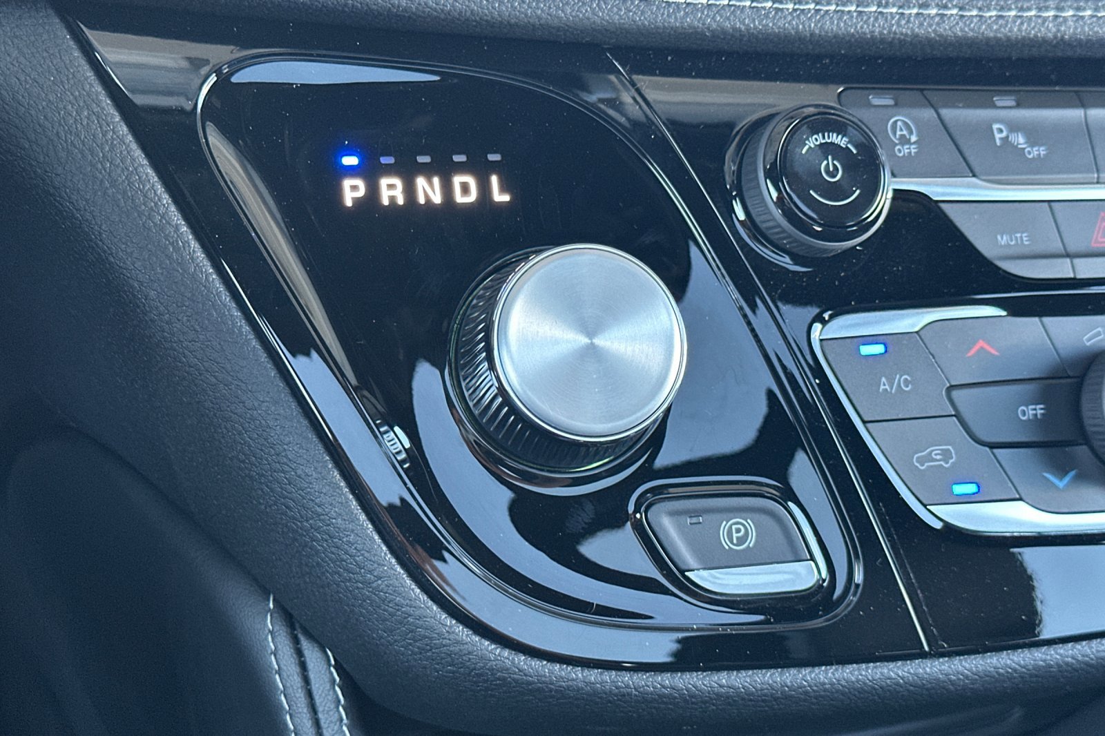 New 2026 Chrysler Pacifica Limited w/ S Appearance Package image 20