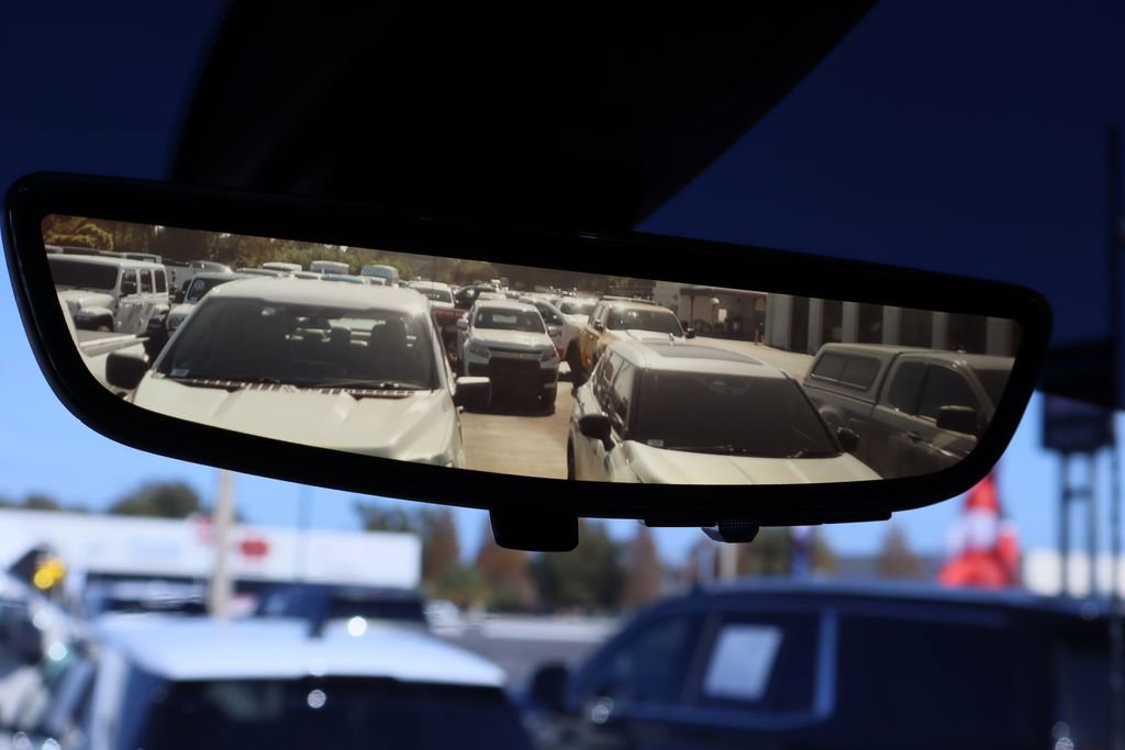 Used 2020 Chevrolet Silverado 2500 LTZ w/ Technology Package image 15