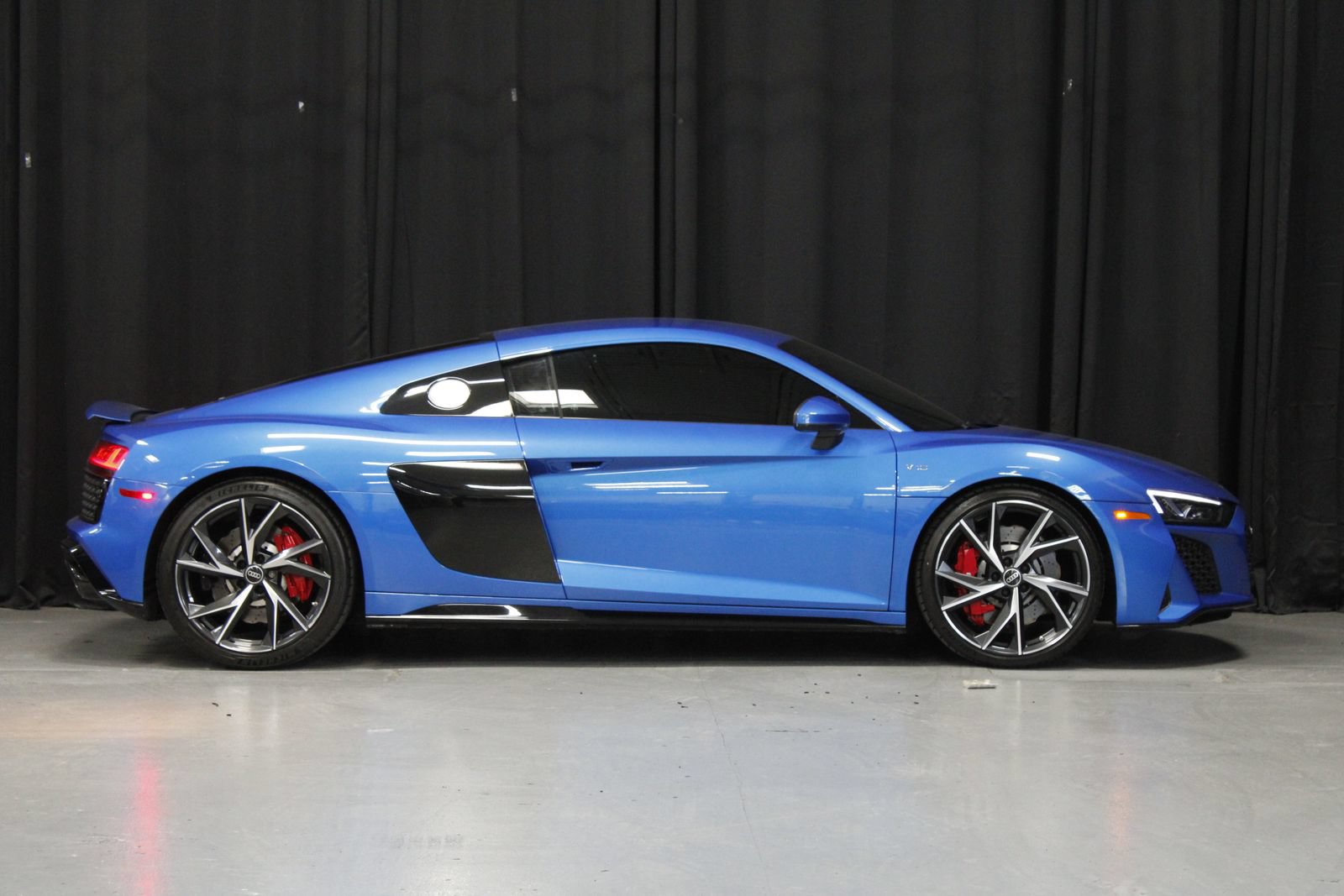 Used 2023 Audi R8 V10 performance RWD image 8