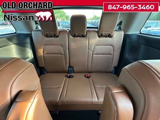 Used 2023 Nissan Pathfinder Platinum AWD/4WD image 15