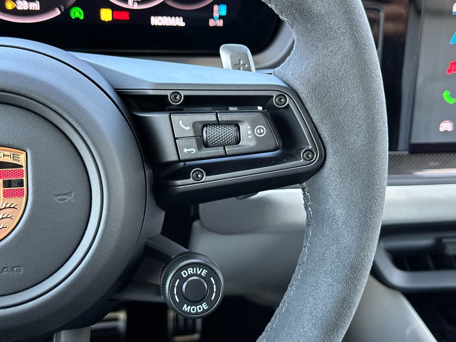 New 2026 Porsche Cayenne GTS AWD/4WD image 29