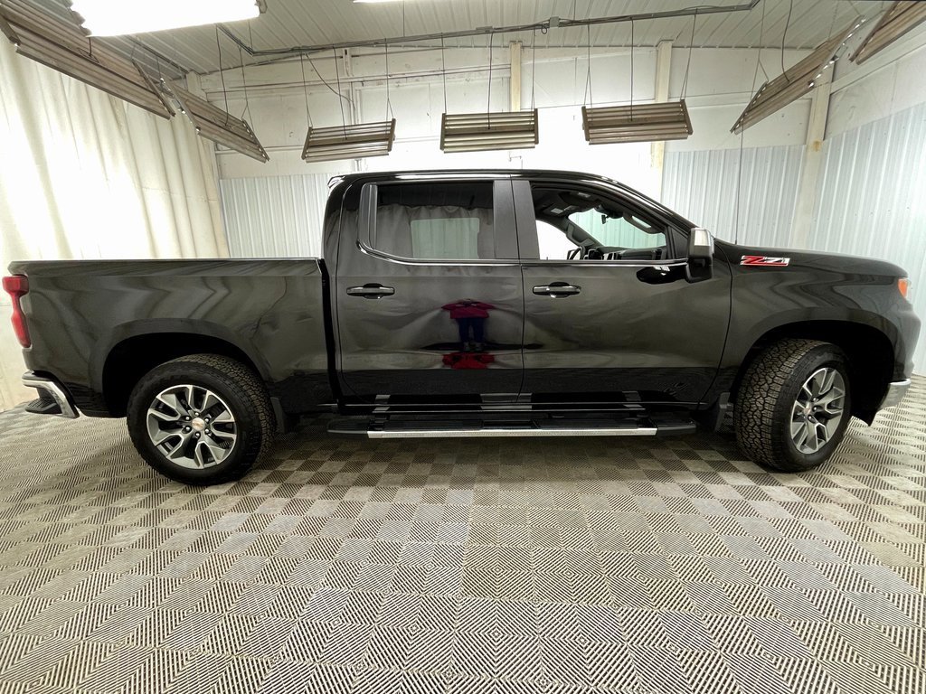 Certified 2026 Chevrolet Silverado 1500 LT image 23