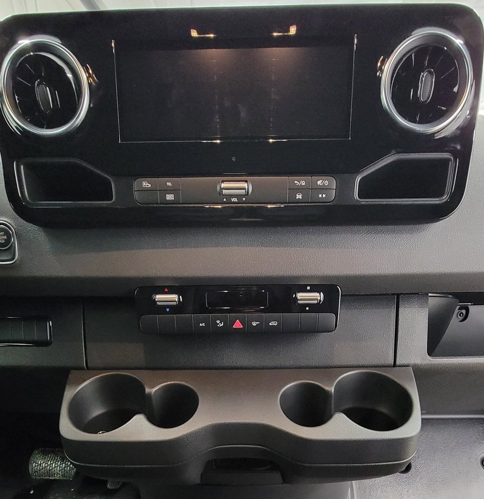 New 2025 Mercedes-Benz Sprinter 2500 image 13