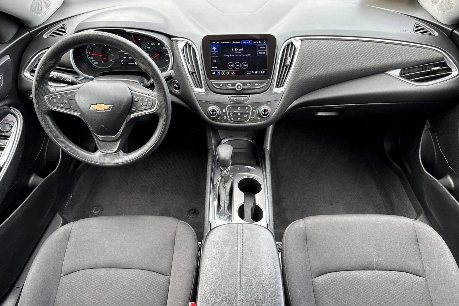 Used 2021 Chevrolet Malibu LT image 26