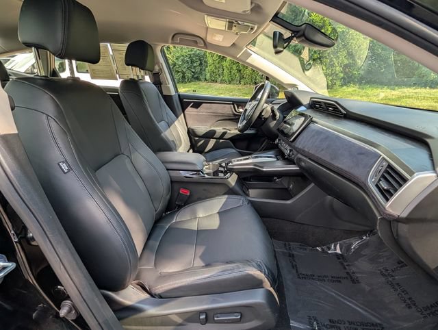 Used 2018 Honda Clarity Touring image 12