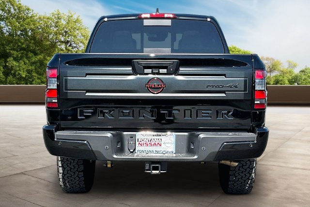 New 2025 Nissan Frontier PRO-4X w/ Pro Premium Package AWD/4WD image 4
