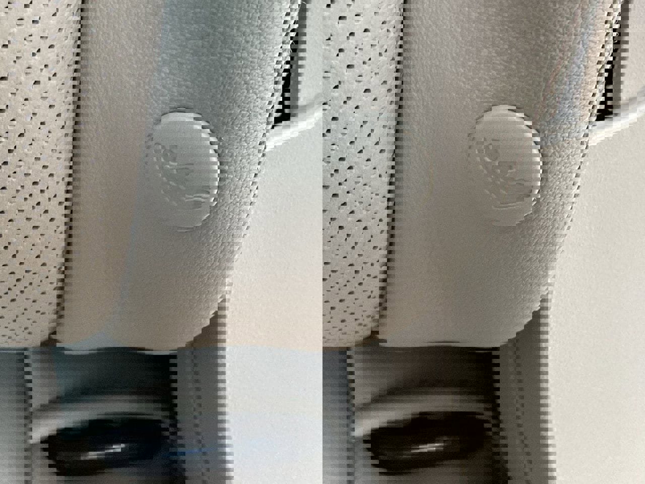 Used 2023 Lincoln Aviator Reserve w/ Equipment Group 201A image 17