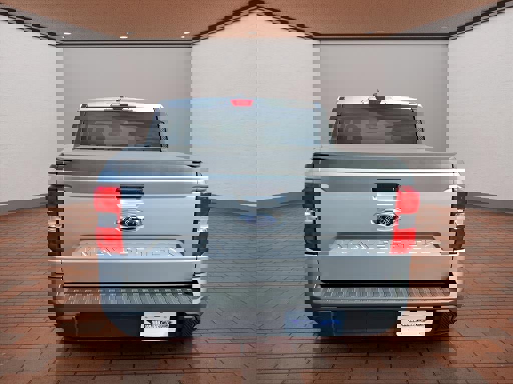 Used 2022 Ford Maverick XL image 7