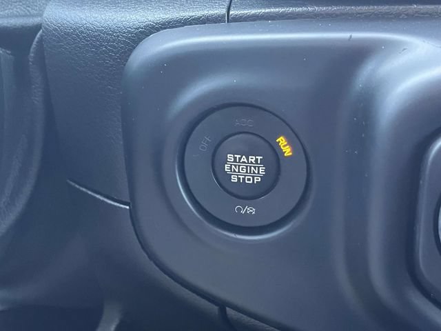 Used 2019 Jeep Wrangler Unlimited Sahara w/ Quick Order Package 24M Moab AWD/4WD image 32