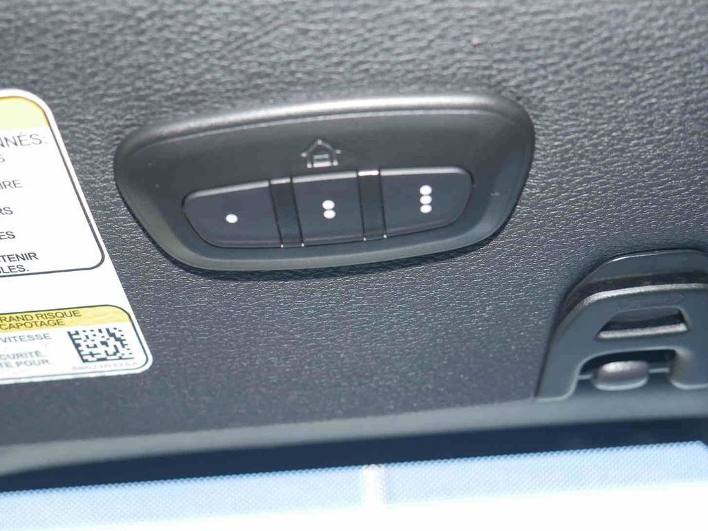 Used 2024 Jeep Wrangler Sahara w/ Technology Group AWD/4WD image 38