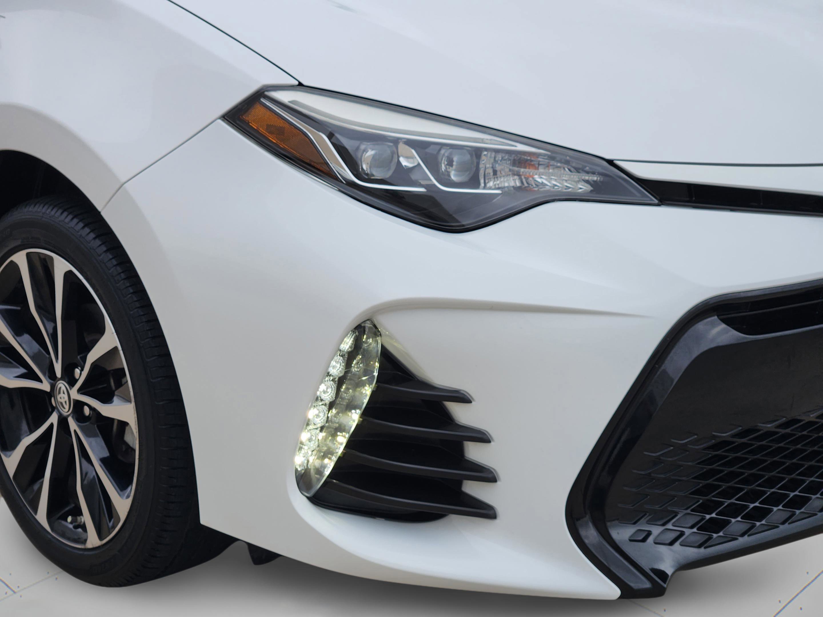 Used 2019 Toyota Corolla SE image 23