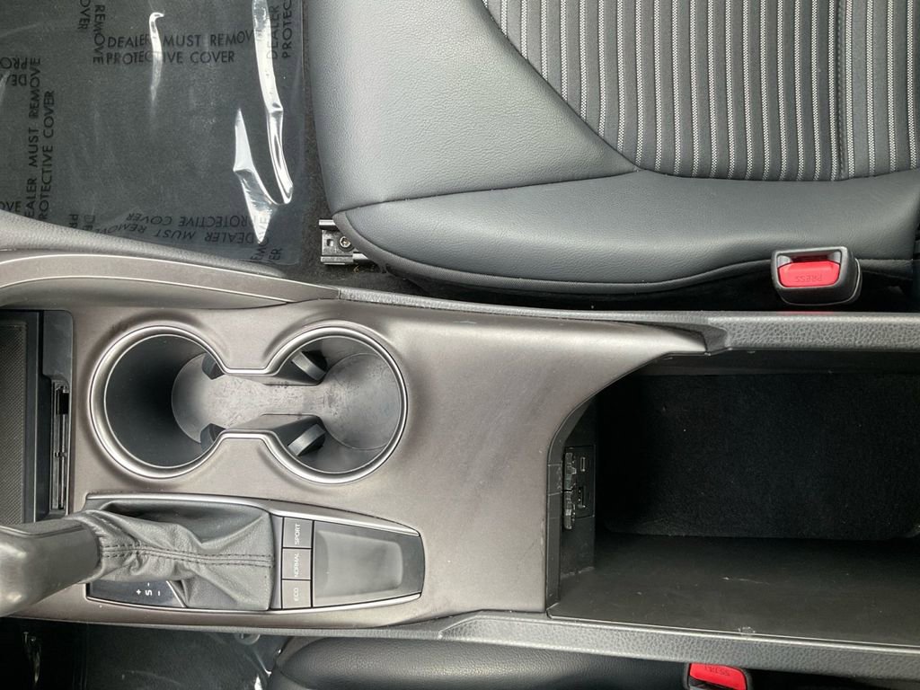 Used 2023 Toyota Camry SE image 23