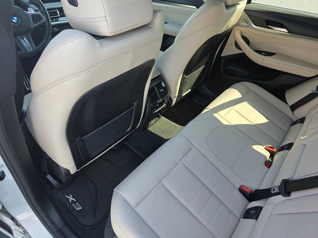 Certified 2024 BMW X3 xDrive30i w/ Premium Package image 15