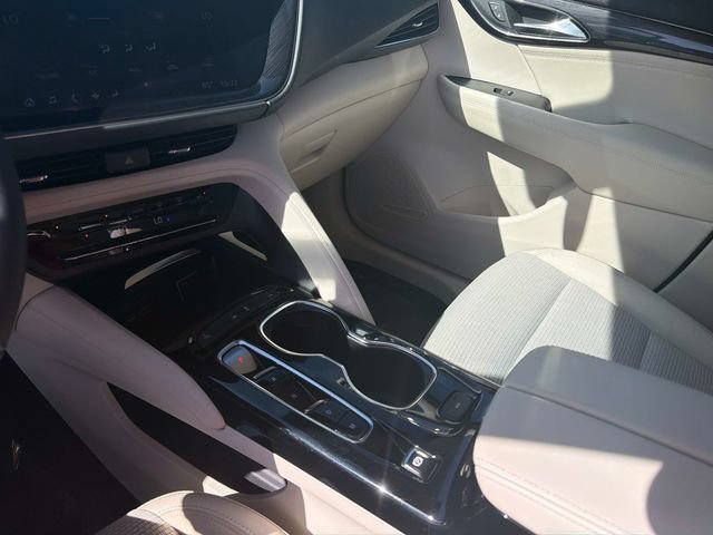 Used 2022 Buick Envision Preferred FWD image 20