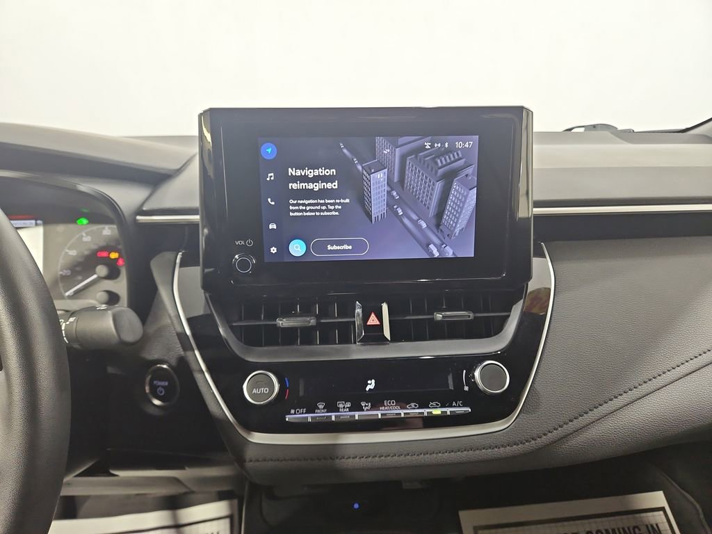 Used 2024 Toyota Corolla SE w/ SE Package image 19