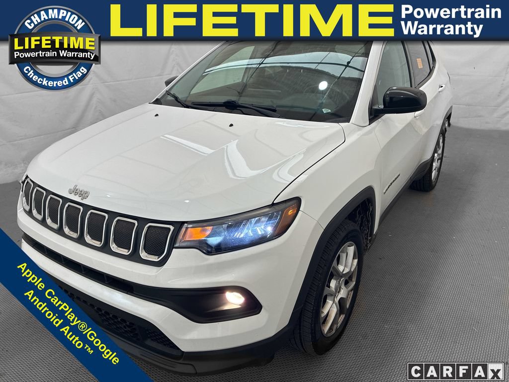 Used 2022 Jeep Compass Latitude AWD/4WD image 1
