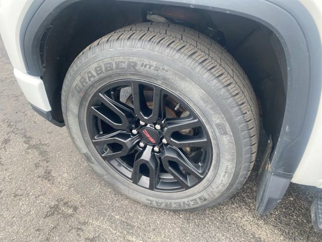 Used 2024 GMC Sierra 1500 Pro w/ Graphite Edition AWD/4WD image 7