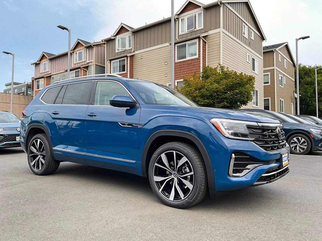 New 2026 Volkswagen Atlas SEL Premium R-Line image 2