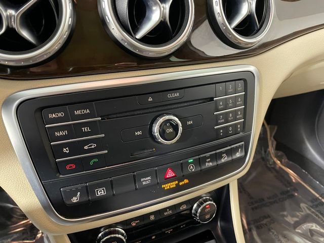 Used 2017 Mercedes-Benz GLA 250 4MATIC image 8