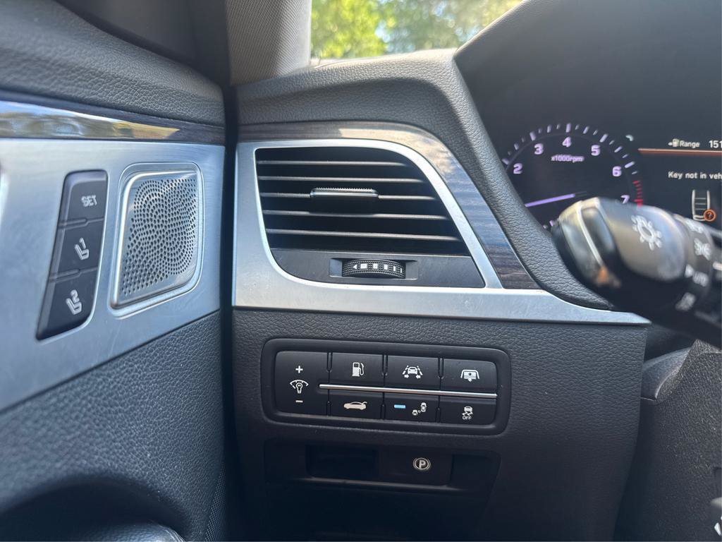 Used 2018 Genesis G80 3.8 w/ Option Group 02 RWD image 19