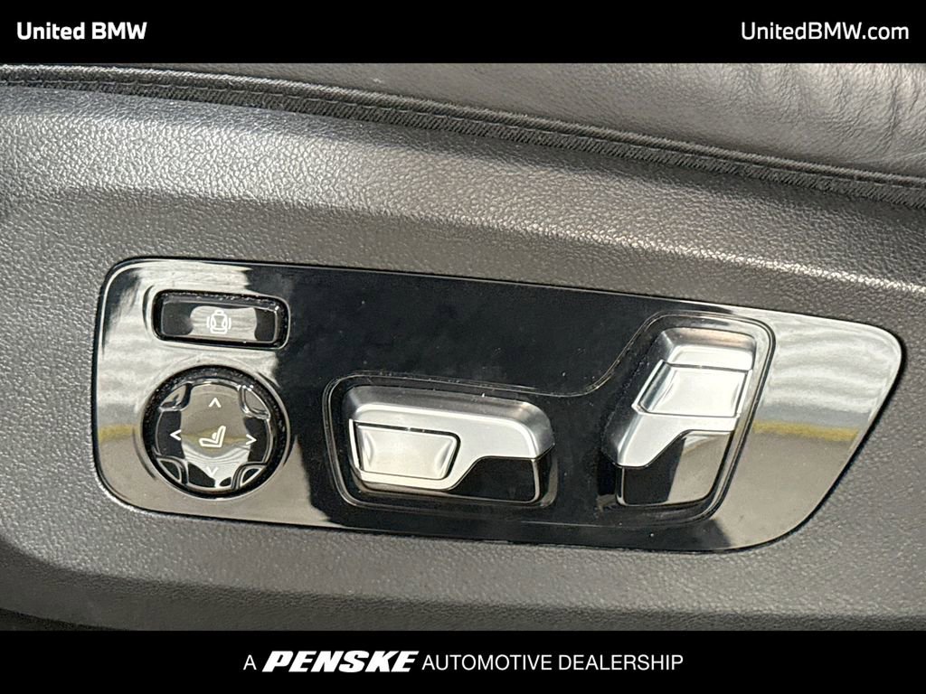 Used 2021 BMW X5 xDrive45e w/ M Sport Package image 4