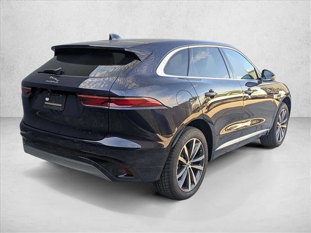 Certified 2025 Jaguar F-PACE R-Dynamic S image 2