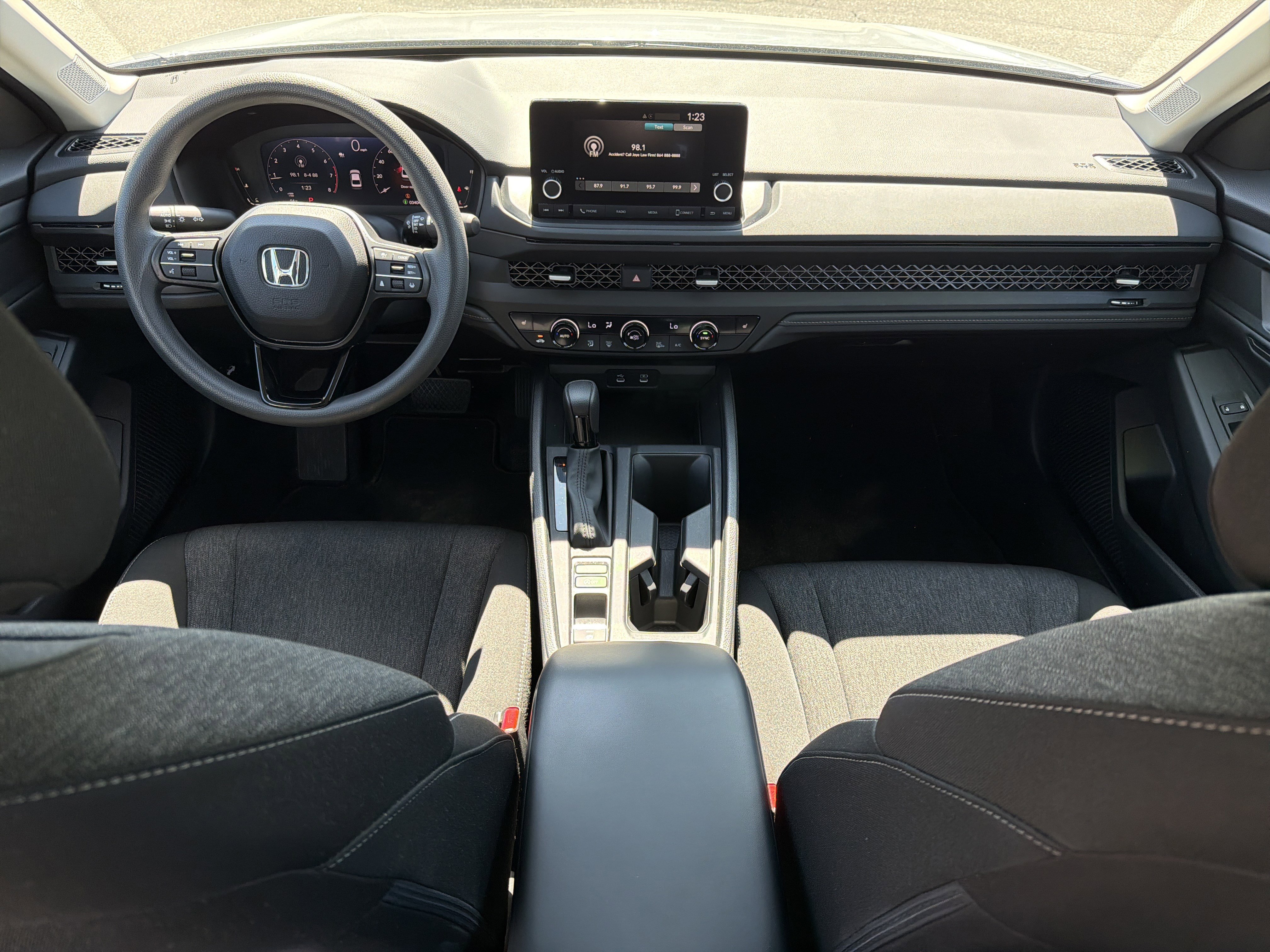 Used 2023 Honda Accord EX image 4