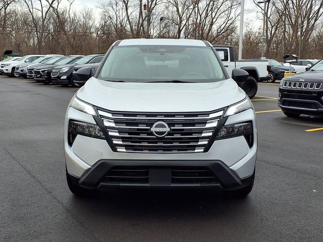 Used 2024 Nissan Rogue S image 20