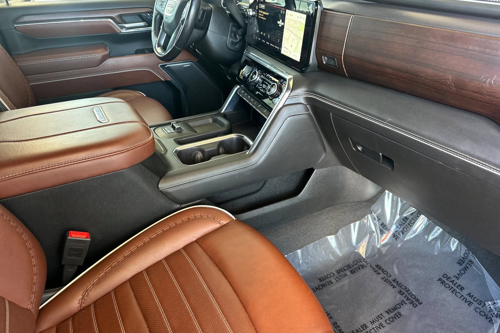 Used 2024 GMC Sierra 2500 Denali Ultimate w/ Max Trailering Package AWD/4WD image 18