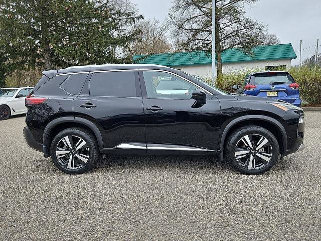 Certified 2023 Nissan Rogue Platinum w/ Platinum Premium Package AWD/4WD image 9