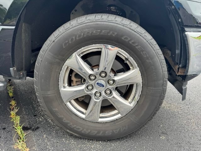 Used 2018 Ford F150 XLT w/ Equipment Group 302A Luxury AWD/4WD image 9