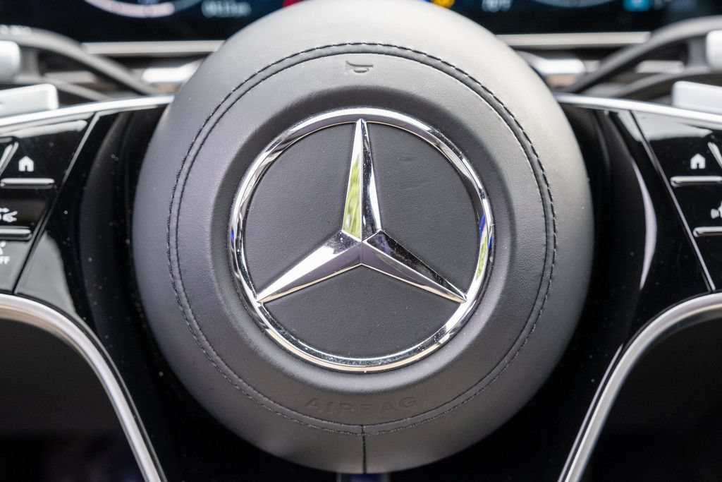 Used 2021 Mercedes-Benz S 580 4MATIC Sedan w/ AMG Line image 24