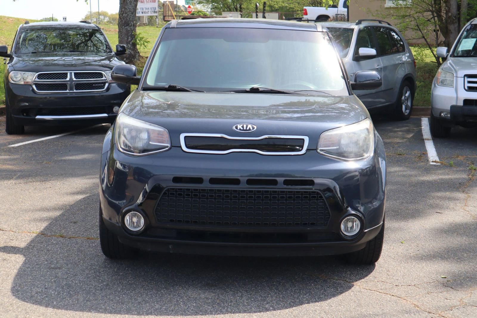 Used 2016 Kia Soul + FWD image 2