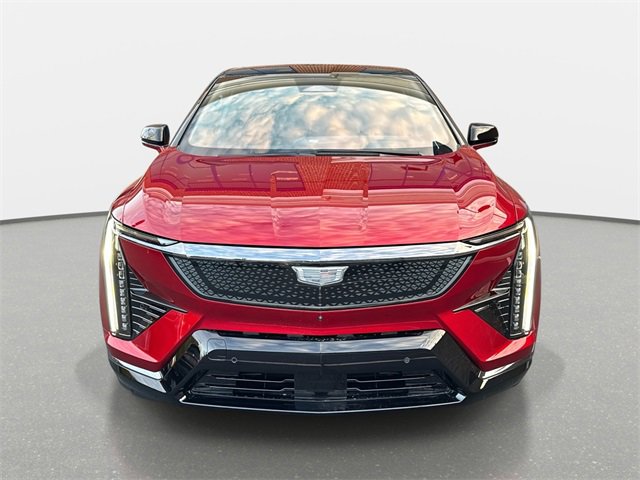 New 2025 Cadillac Optiq Sport 2 w/ LPO, Floor Liner Package image 2
