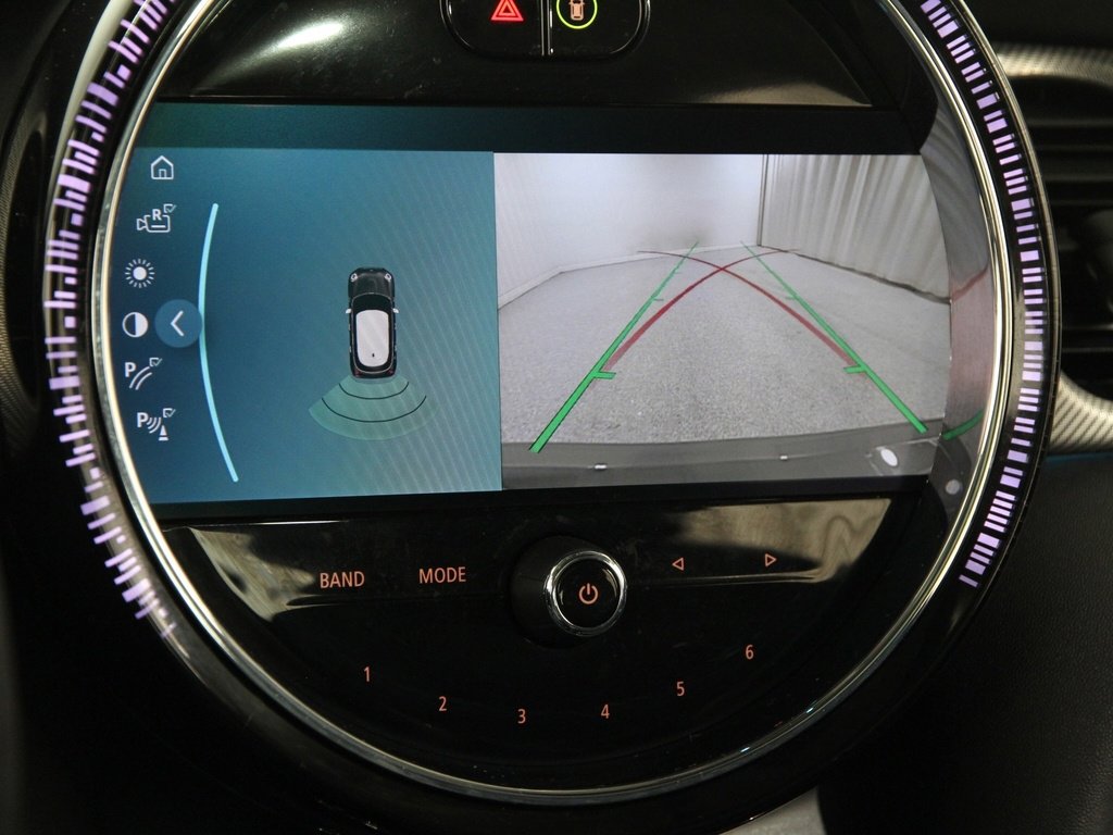 Certified 2023 MINI Cooper 4-Door Hardtop image 13