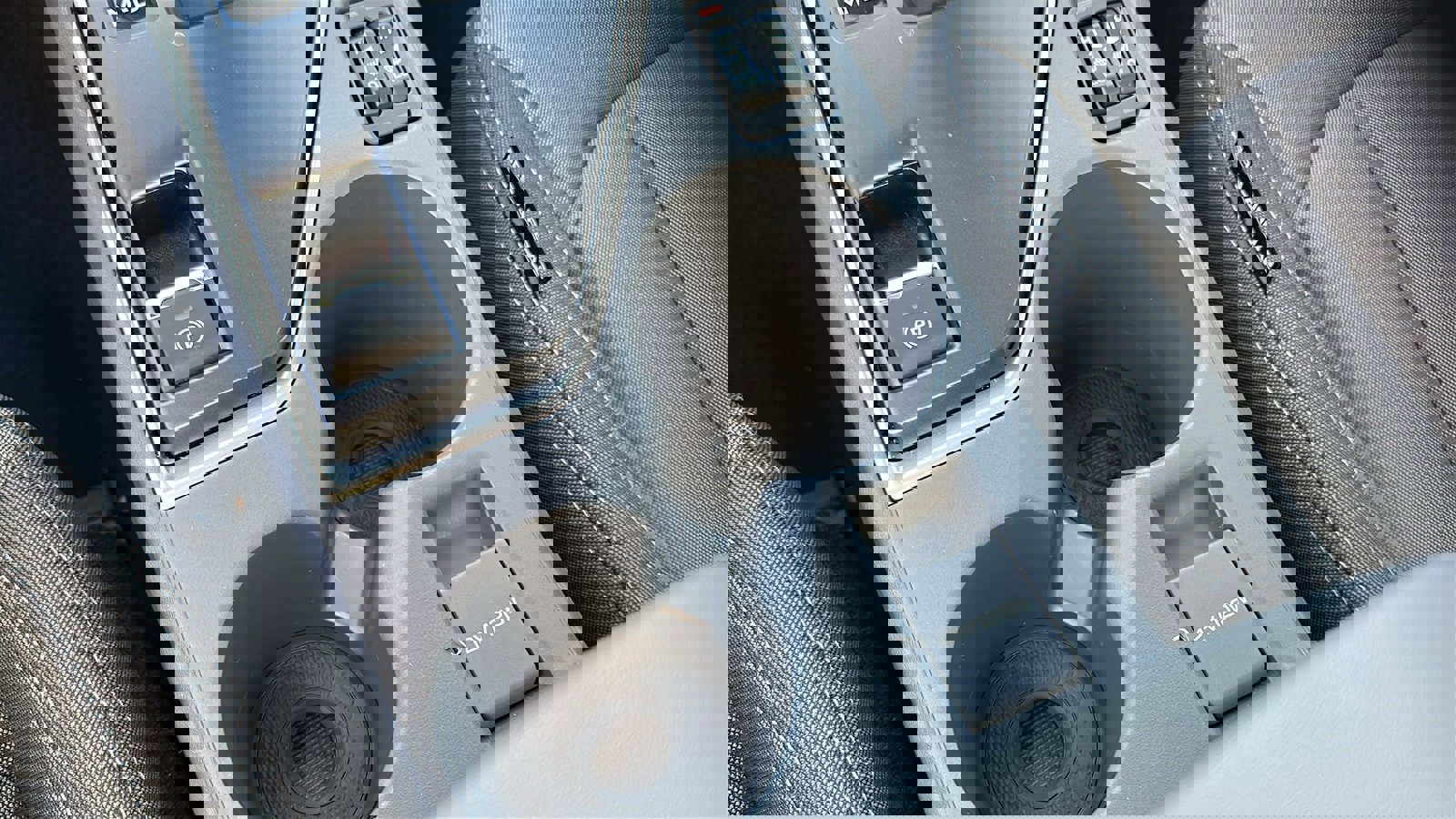 Certified 2025 Subaru Crosstrek 2.0i Premium image 19