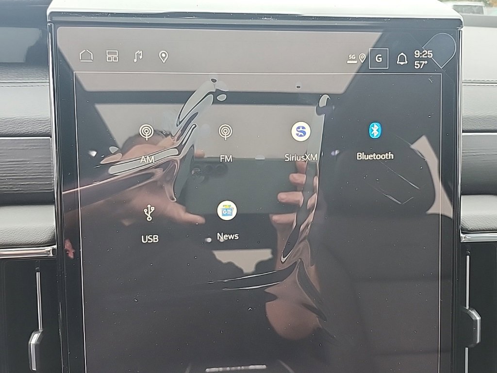 New 2026 GMC Yukon Denali w/ Sun & Power Step Package image 28