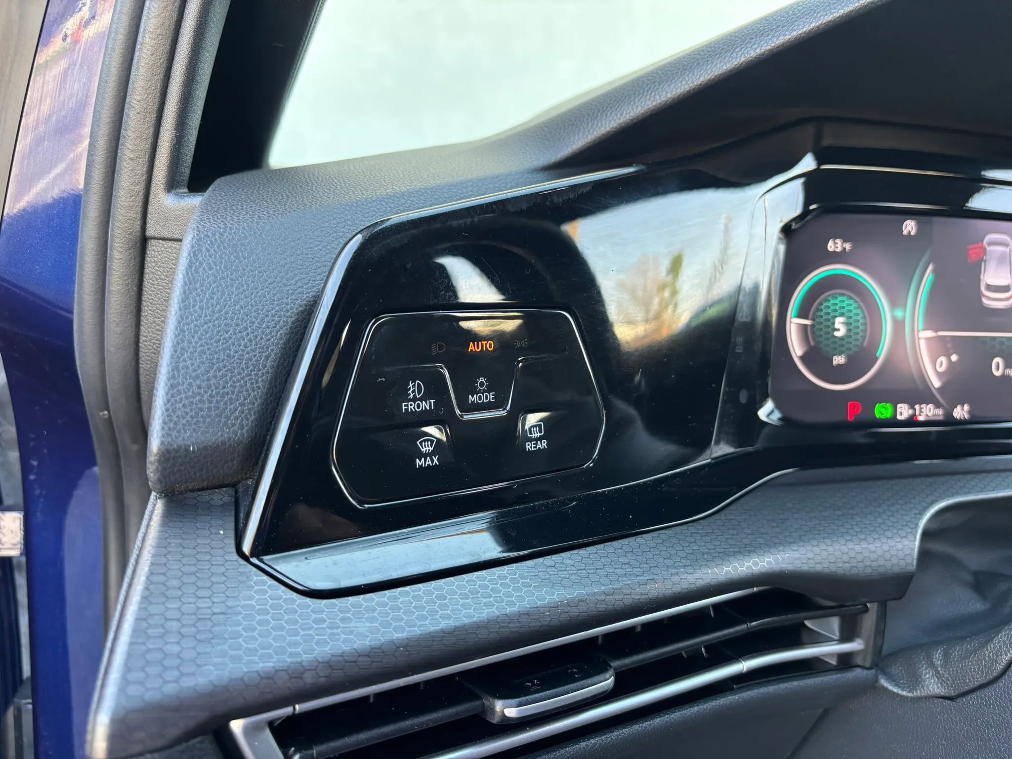 Used 2022 Volkswagen GTI S FWD image 25