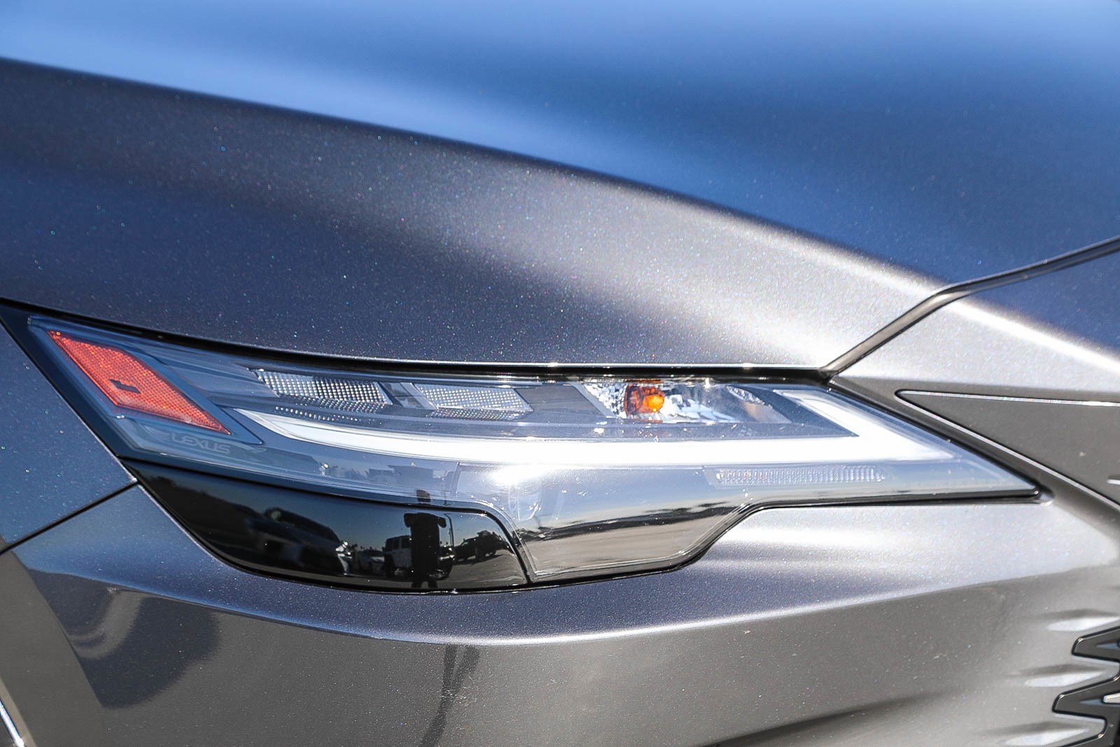 Certified 2024 Lexus RX 350h image 8