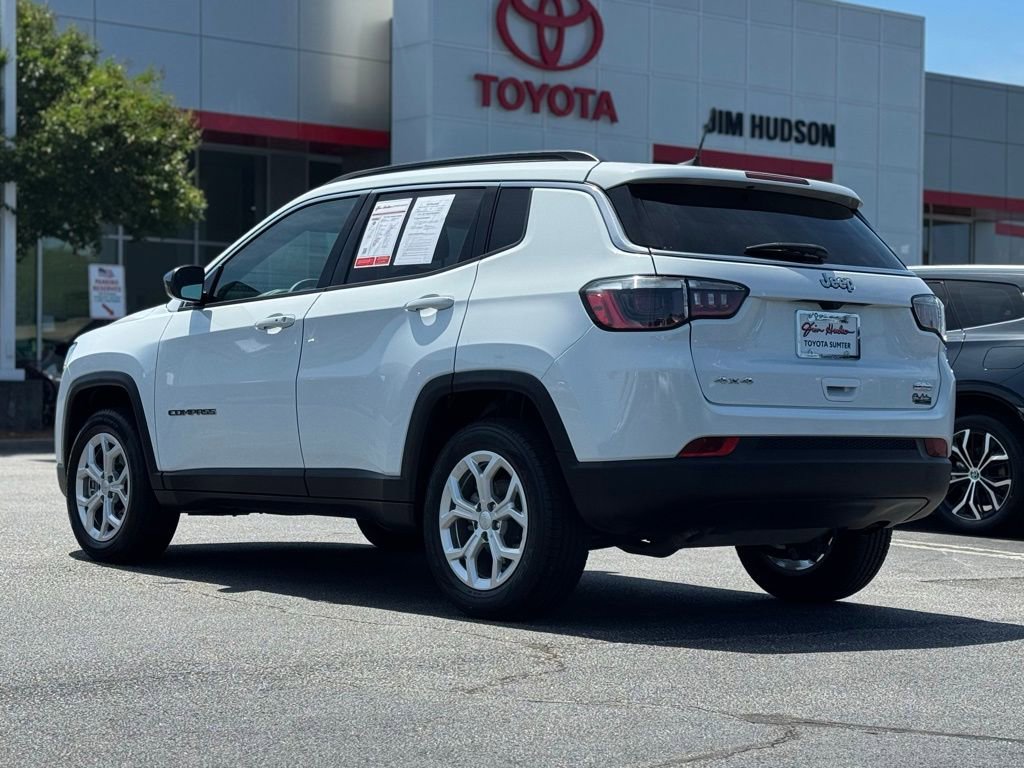 Used 2024 Jeep Compass Latitude AWD/4WD image 9