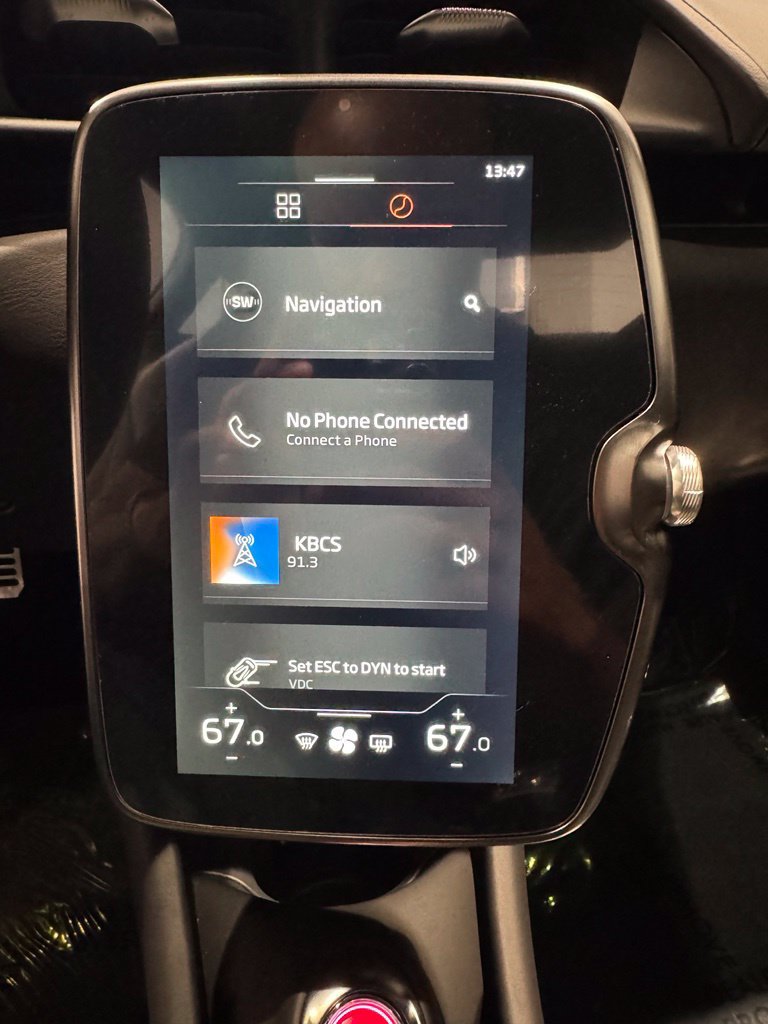 Used 2023 McLaren Artura RWD image 22