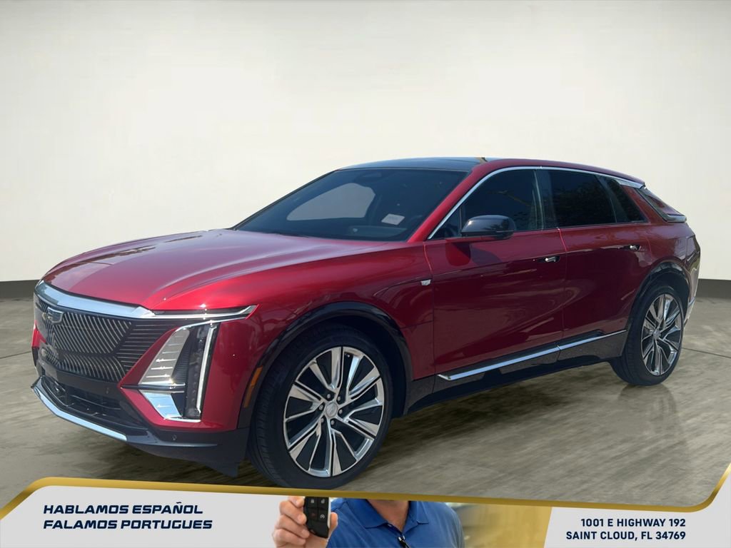 Used 2024 Cadillac Lyriq Luxury w/ LPO, Floor Liner Package image 2