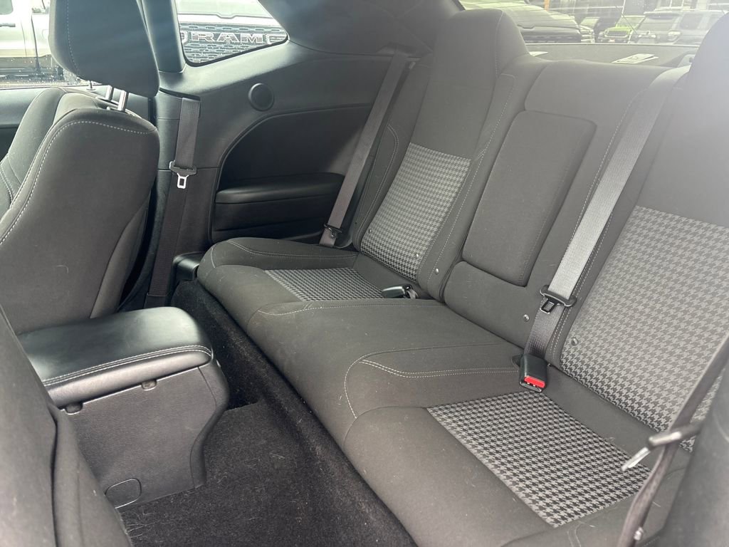Used 2020 Dodge Challenger SXT w/ Driver Convenience Group image 10